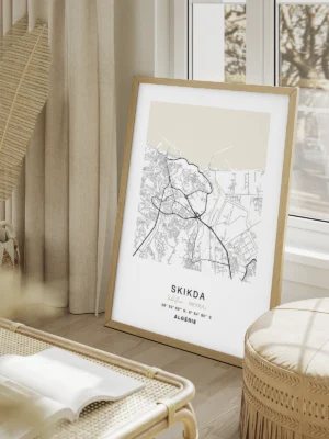 Mise en scène d’un poster Citymap Skikda dans un décor moderne - Couleur Beige